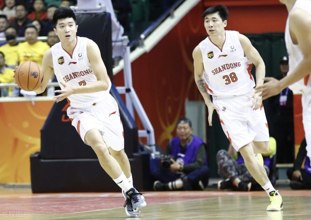 全场比赛结束，最终AC米兰2-2萨勒尼塔纳。